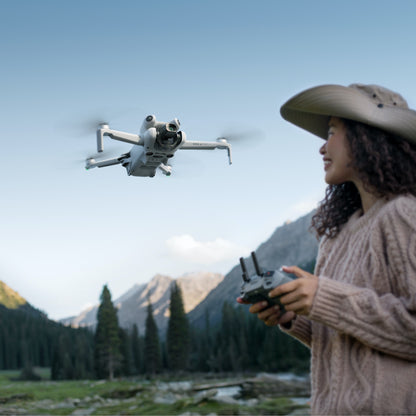 DJI Mini 4 Pro avec radiocommande DJI RC 2