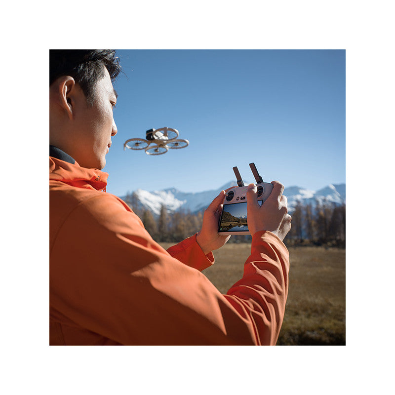 DJI Flip Fly More Combo avec radiocommande DJI RC 2